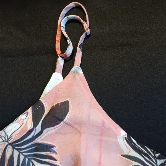 a•n•deawy spaghetti strap tank top Cami. - Picture 6 of 6